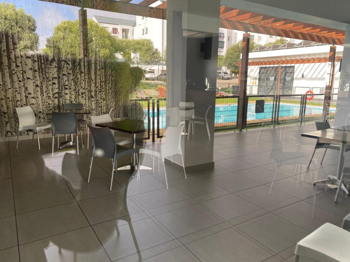 יוהנסבורג Greenstone Ridge Apartment מראה חיצוני תמונה